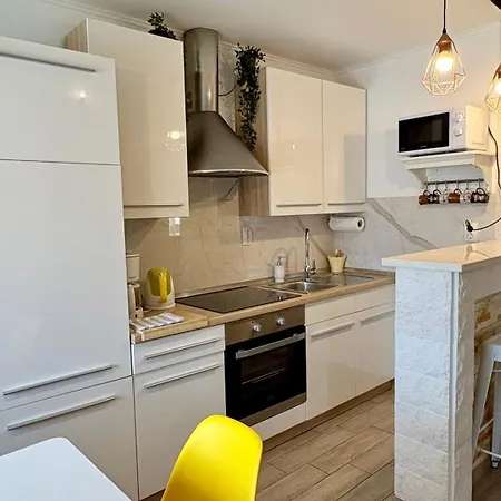 Apartamento Aurora *