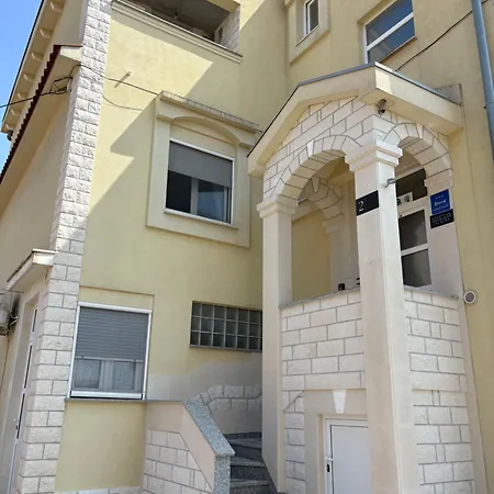 Apartamento Aurora *