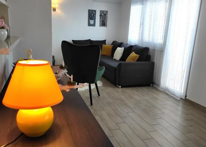 Aurora Apartment *