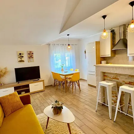 Aurora Appartement *